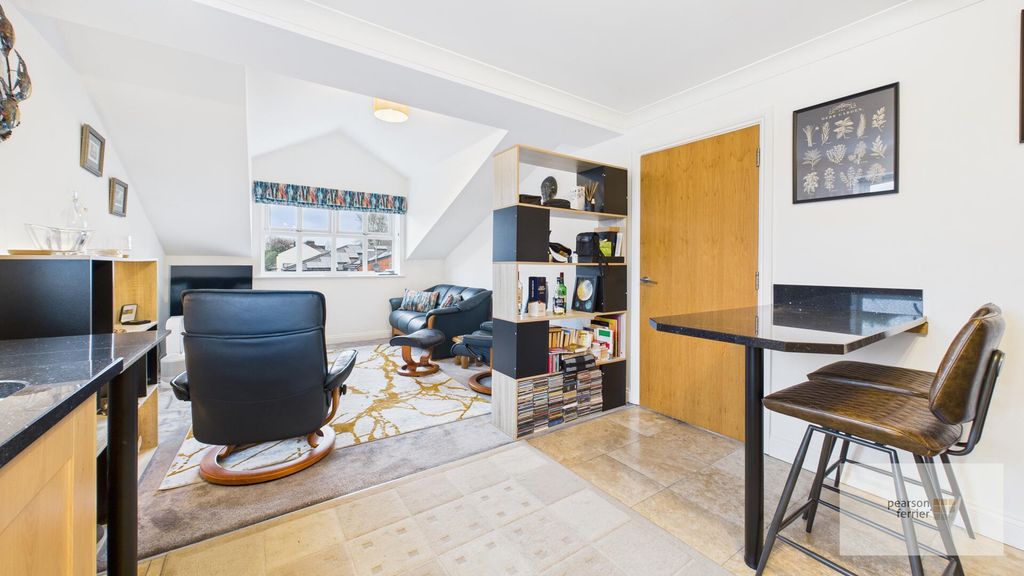 Property photo 1 of 12 Living Room