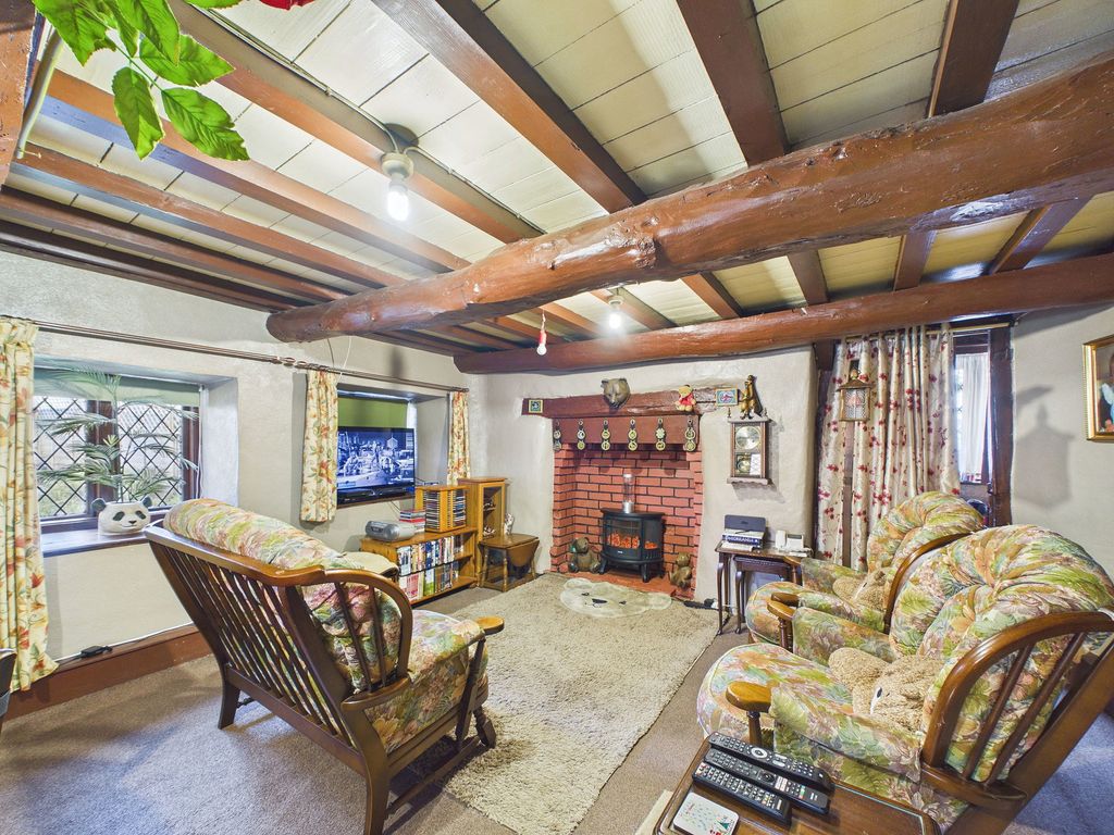 Property photo 3 of 19