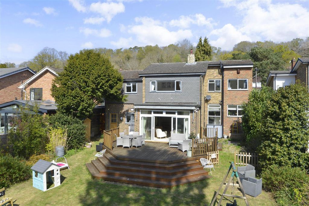 Property photo 3 of 34 Ph2_5851603A.Jpg