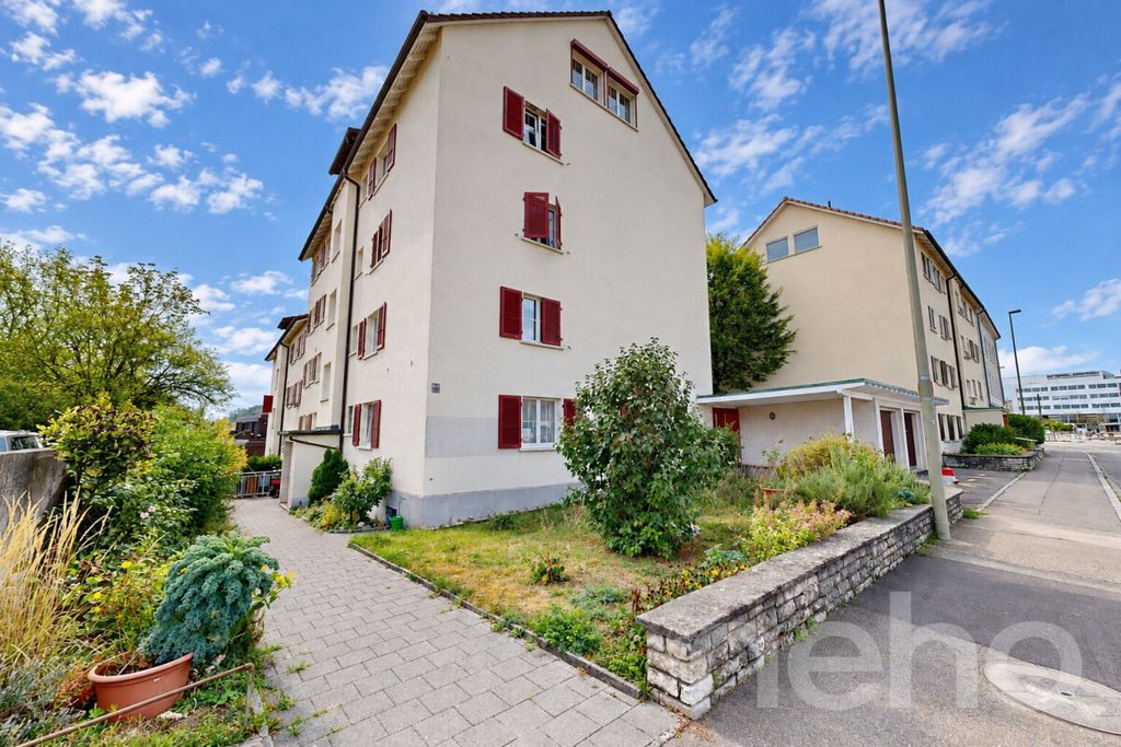 Property photo 2 of 10