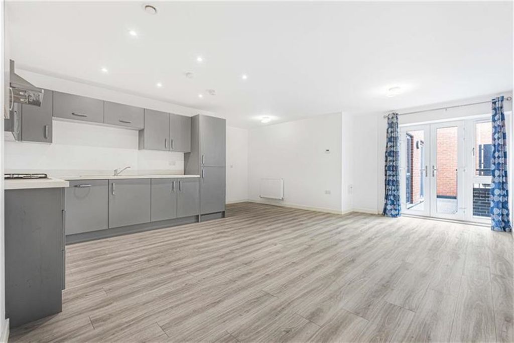 Property photo 2 of 9 Living Area