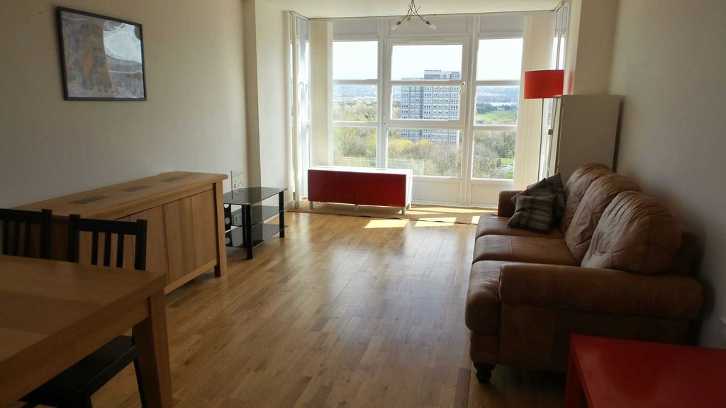 Property photo 2 of 11