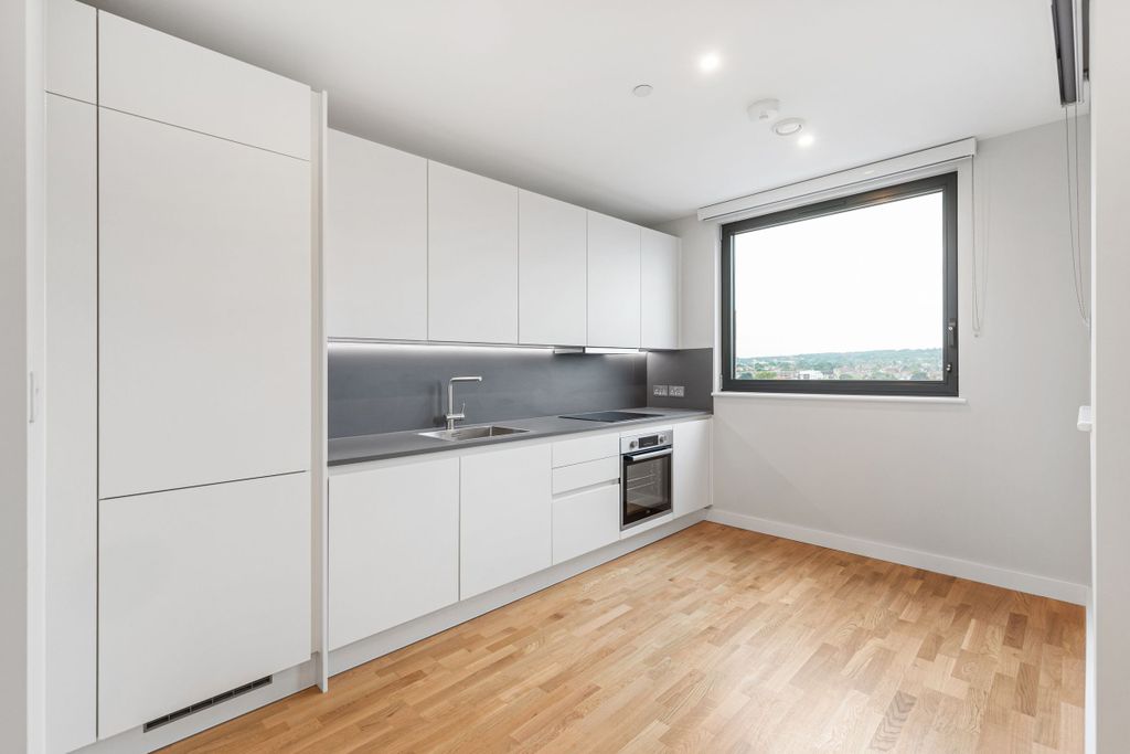 Property photo 1 of 12 Kitchen