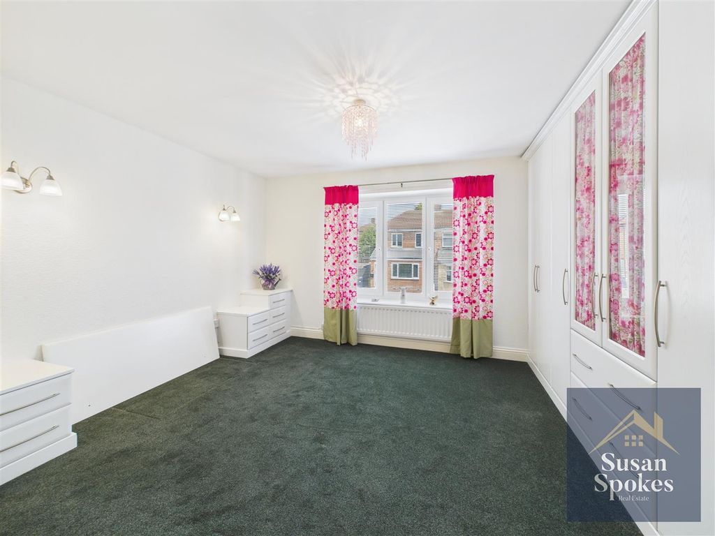 Property photo 3 of 15 Cam01858G0-Pr0134-Still008.Jpg