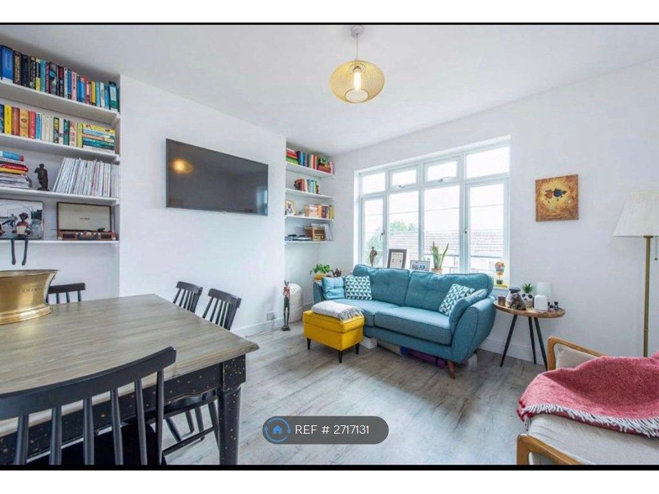 Property photo 2 of 5