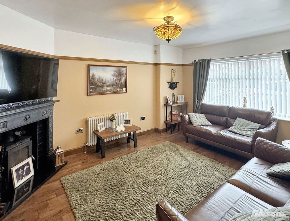 Property photo 3 of 31