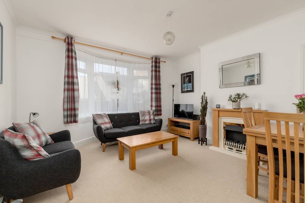 Property photo 2 of 12 Property Image 2