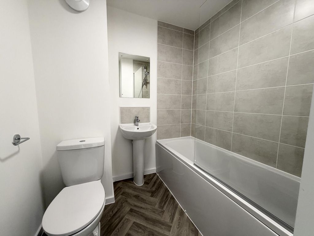 Property photo 3 of 4