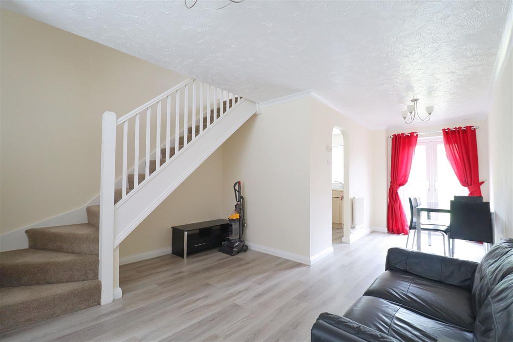 Property photo 2 of 12 Img_8174.Jpg