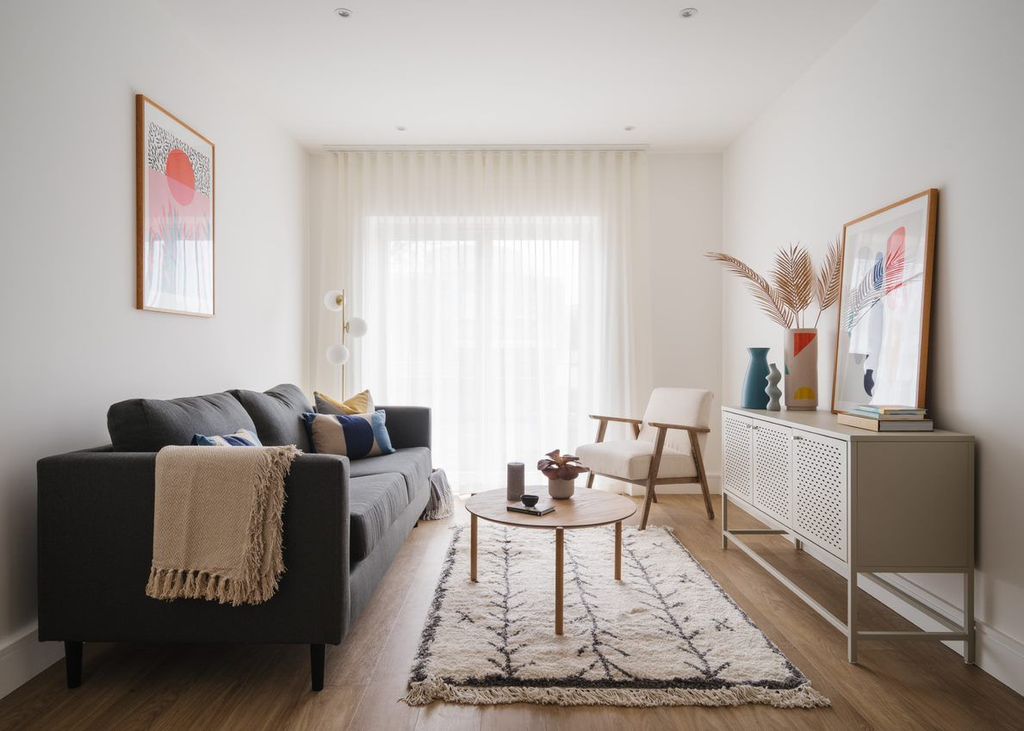 Property photo 1 of 19