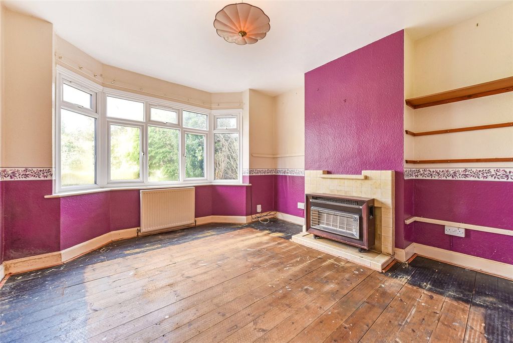 Property photo 2 of 9 Sitting Room