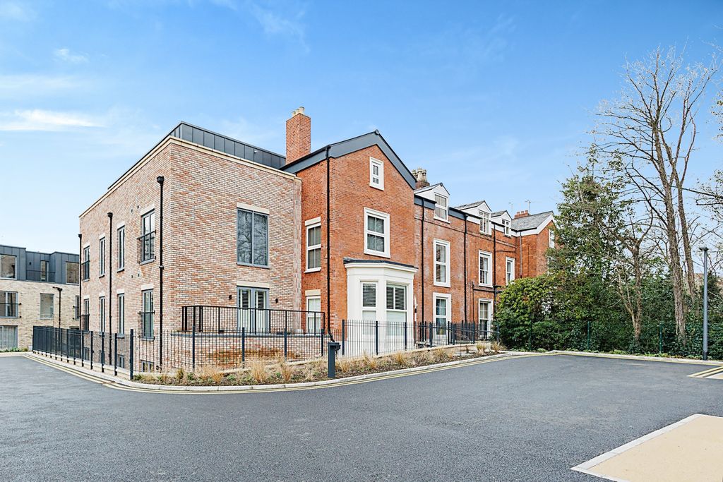 Property photo 1 of 9 Photography