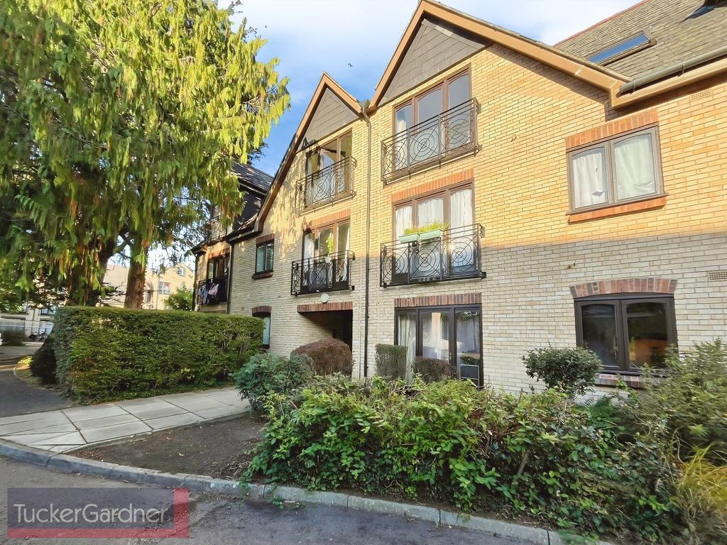 Property photo 1 of 5
