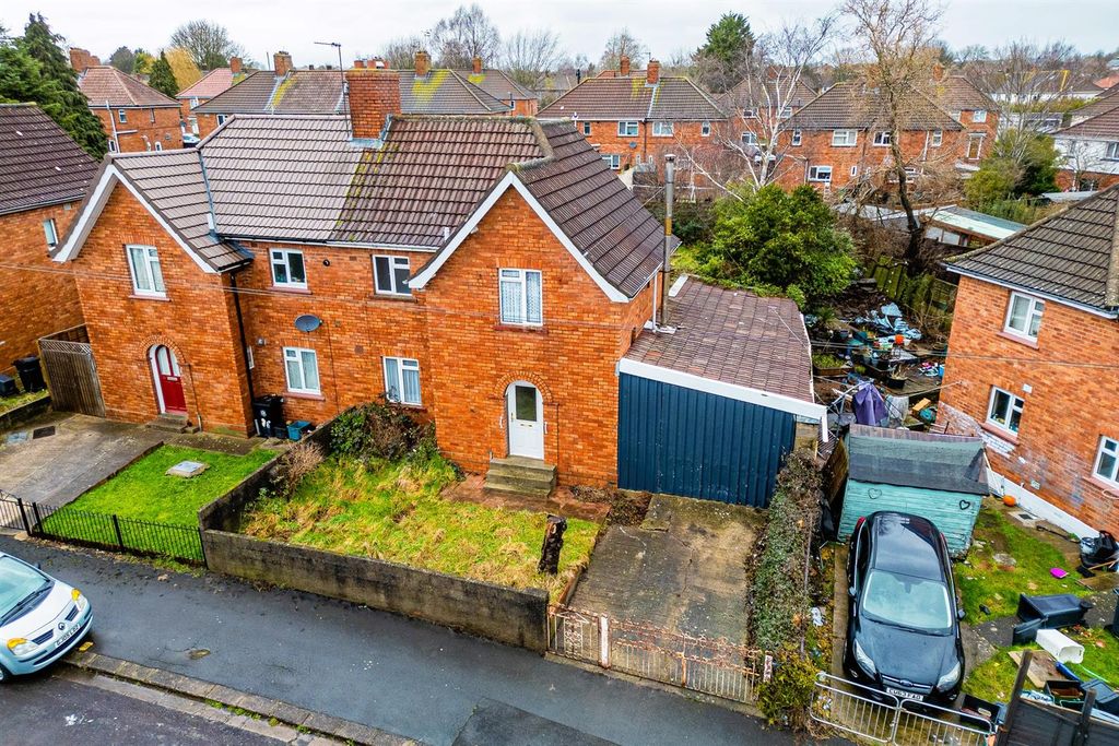 Property photo 3 of 31 24 Cranmore Crescent, Southmead, Bristol Bs10 5Rq