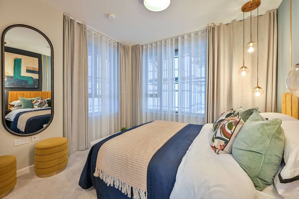 Property photo 3 of 21