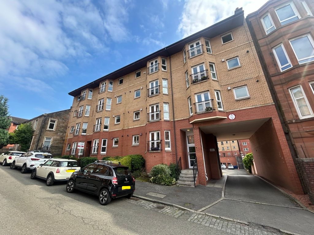 Property photo 1 of 4