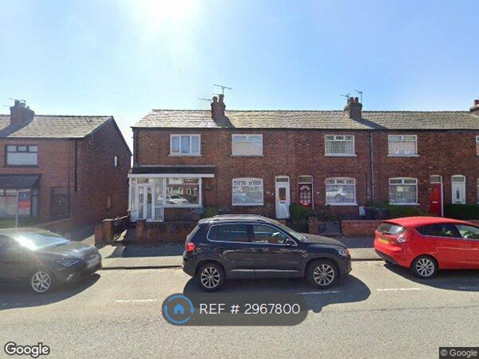 Property photo 2 of 13