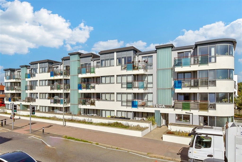 Property photo 2 of 10 External (Web)