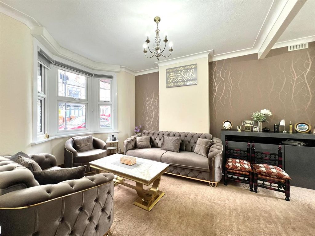 Property photo 2 of 23 Whatsapp Image 2026-03-28 At 15.51.46 (2).Jpeg