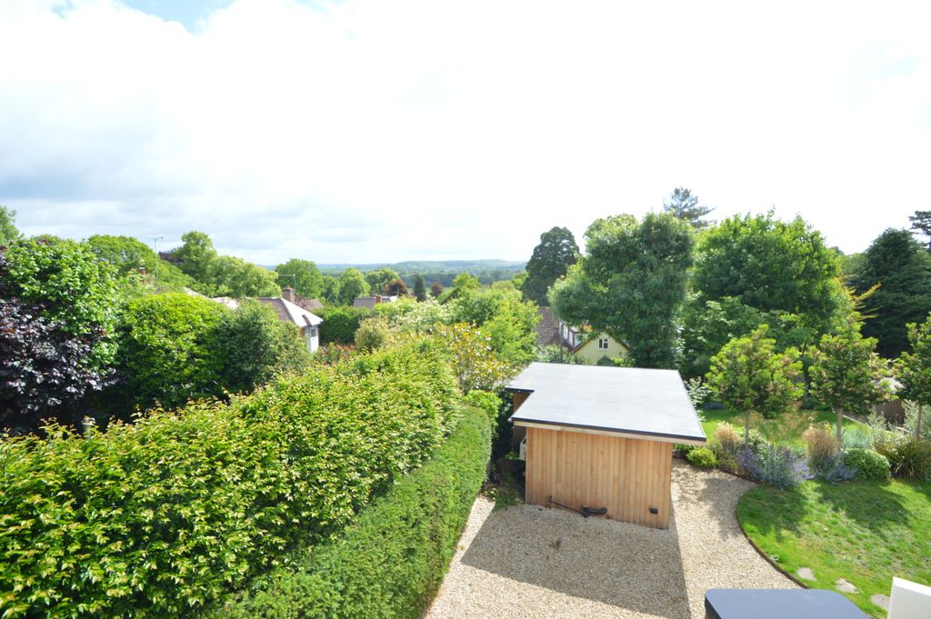 Property photo 2 of 24 Picture No. 63