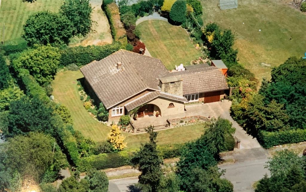 Property photo 1 of 19 Aerial