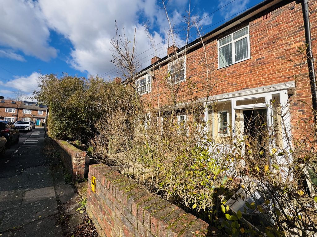 Property photo 1 of 14