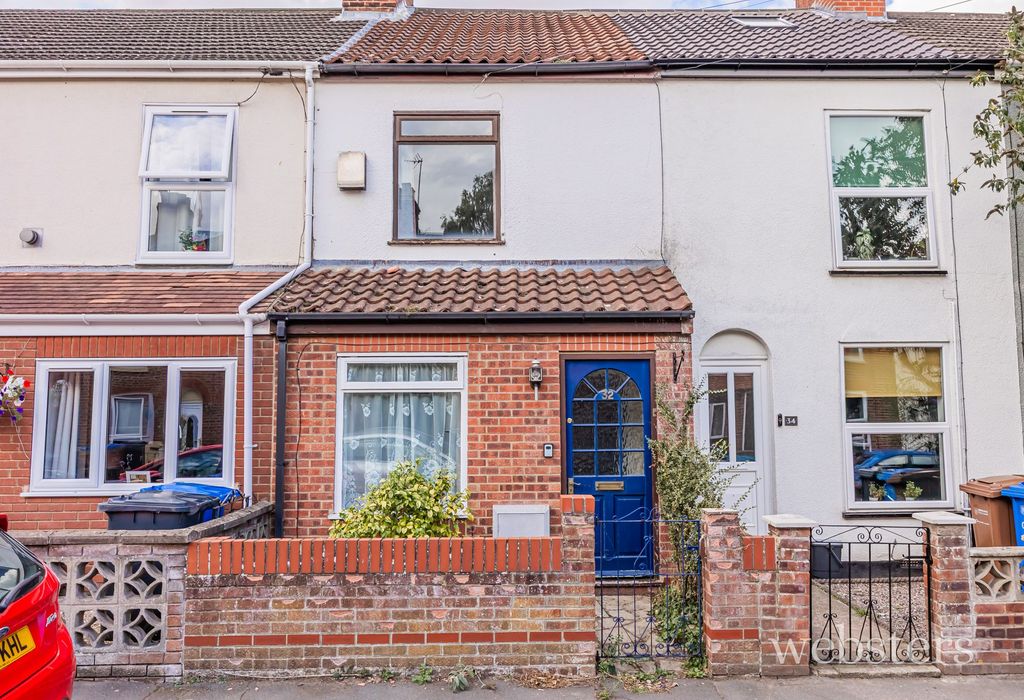 Property photo 1 of 13