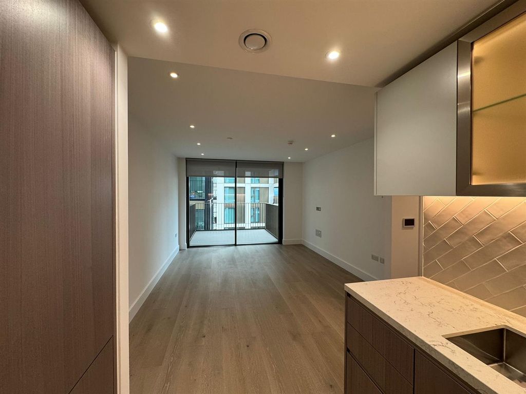 Property photo 1 of 12 Whatsapp Image 2025-10-16 At 09.15.44 (3).Jpeg