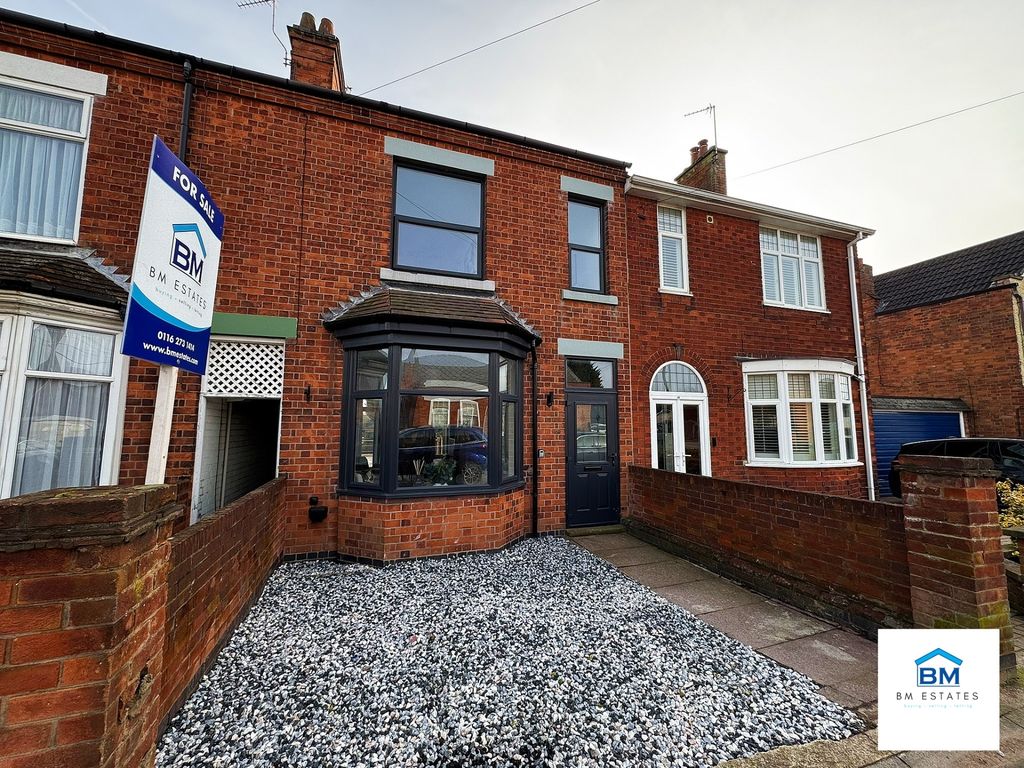 Property photo 1 of 11 Photo 10