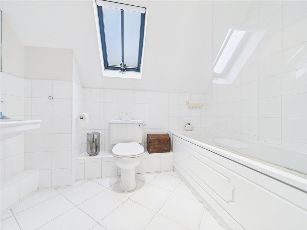 Additional image 5 of 2 bed flat for saleMatham Road, East Molesey KT8