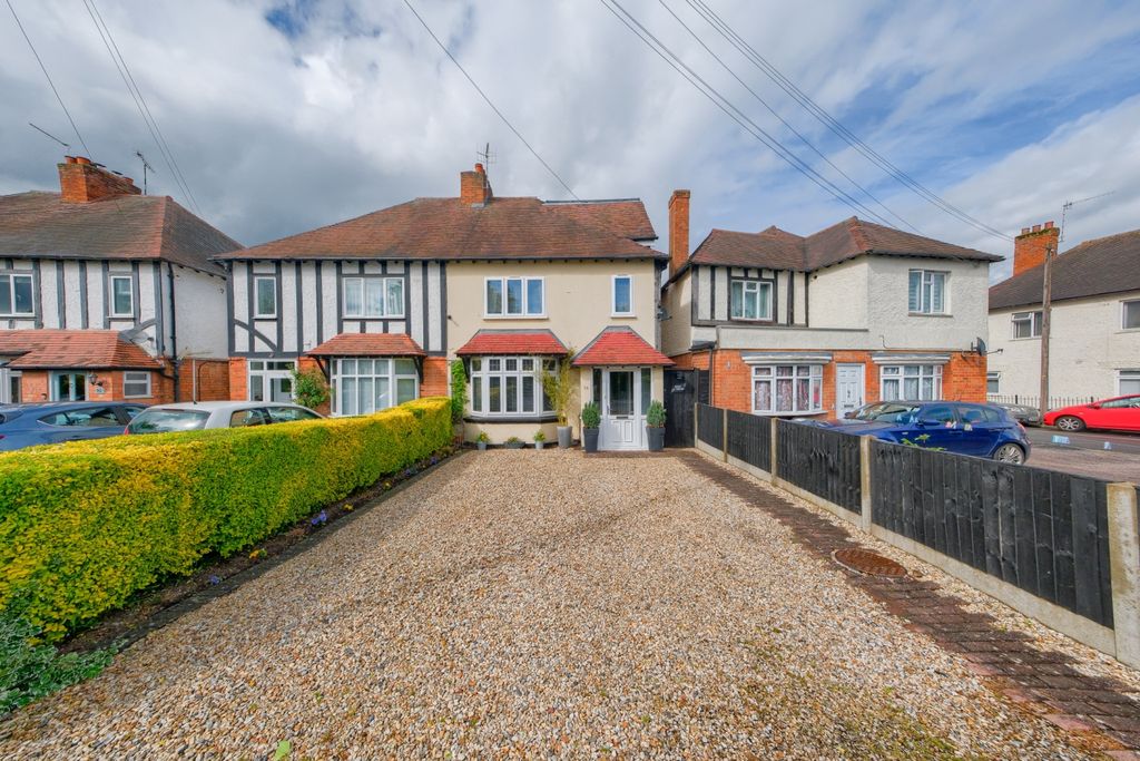 Property photo 1 of 27 Xh2A3421-Hdr(3)