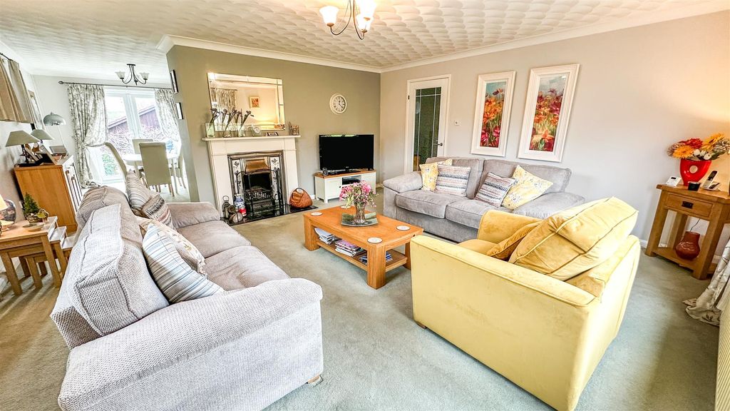 Property photo 3 of 20 New Living To Dining.Jpg