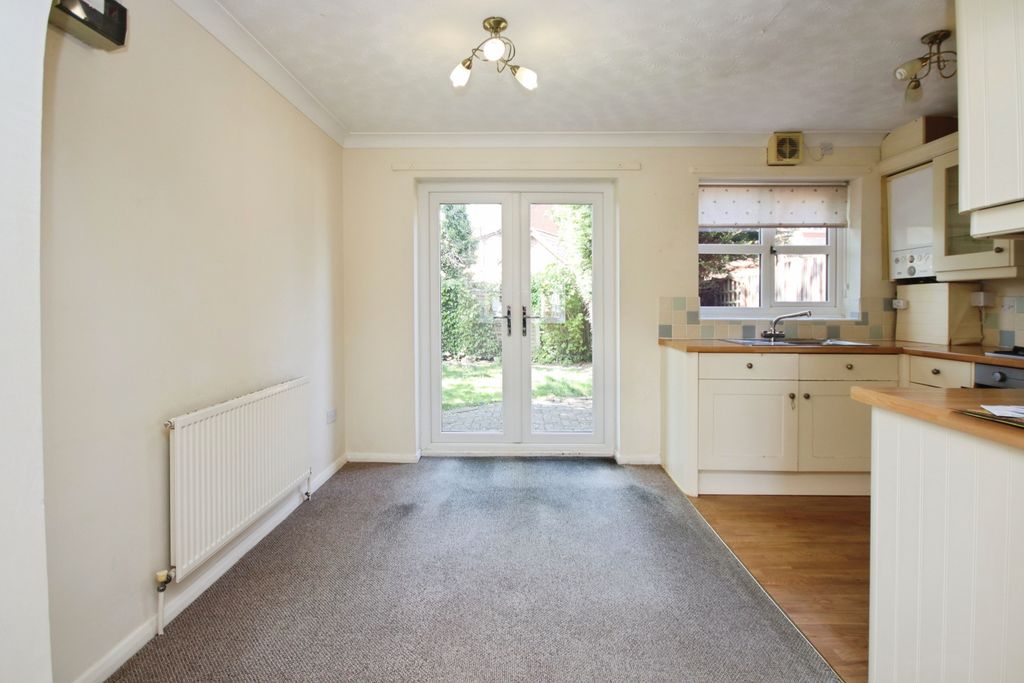 Property photo 3 of 8 097F02F6-Img_8304