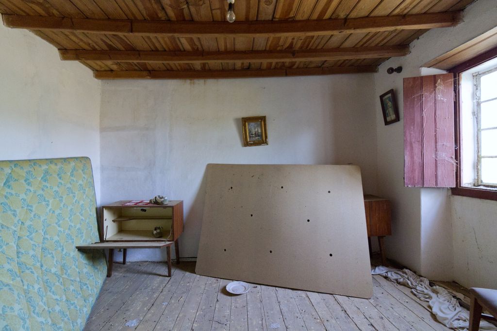 Property photo 3 of 24