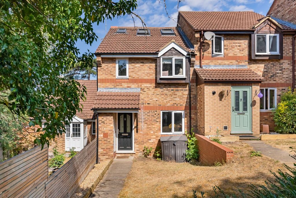 Property photo 1 of 31