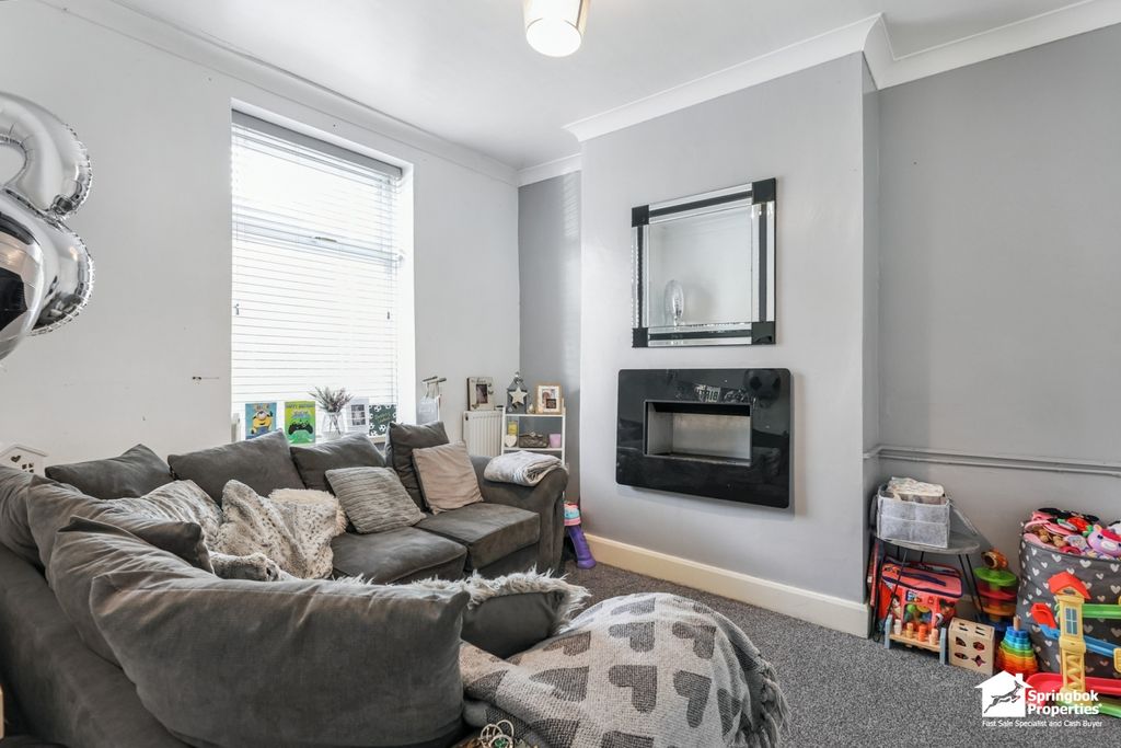 Property photo 2 of 15 Image 2