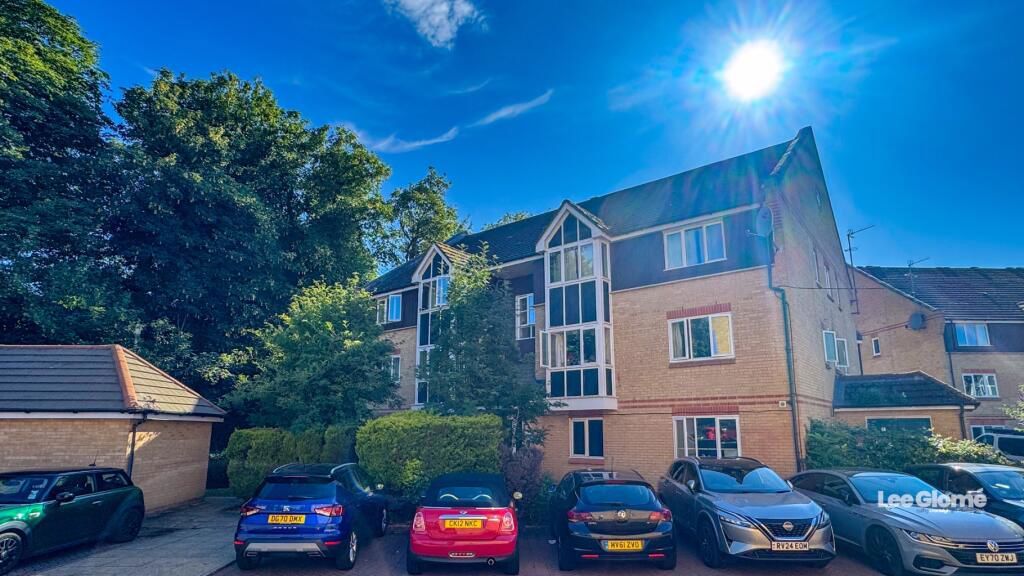 Property photo 1 of 8