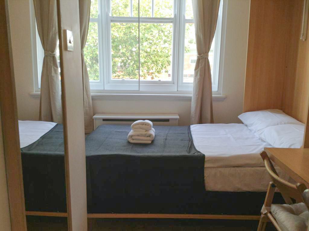 Property photo 2 of 8 Gallery