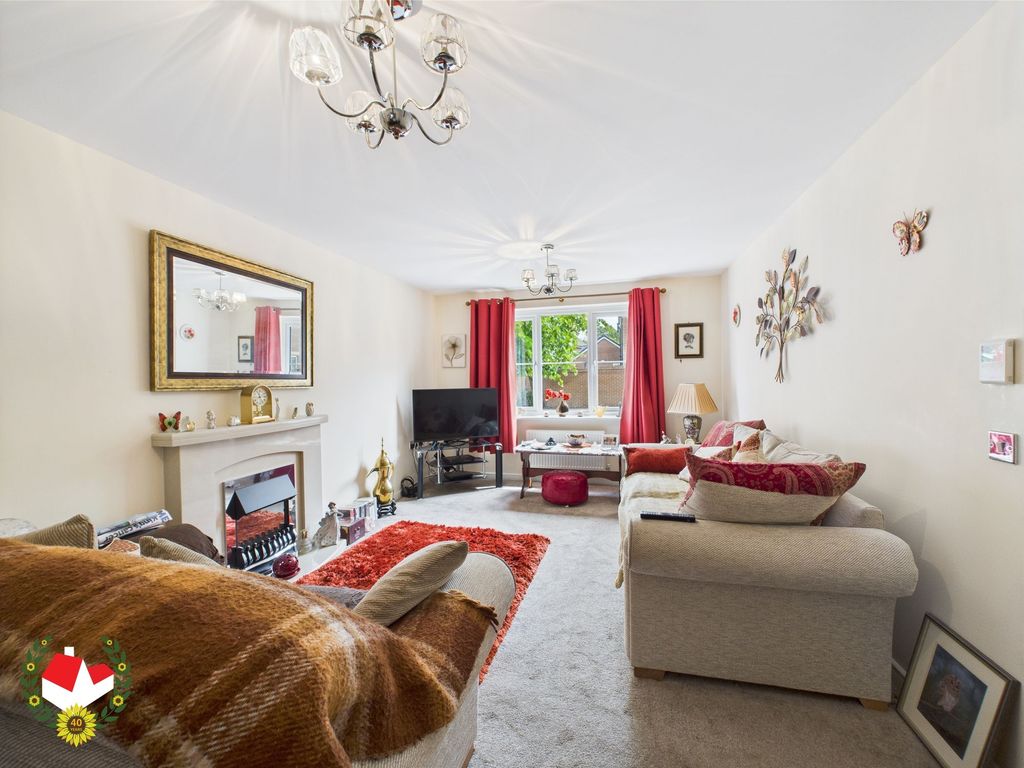 Property photo 2 of 14 Photo 4