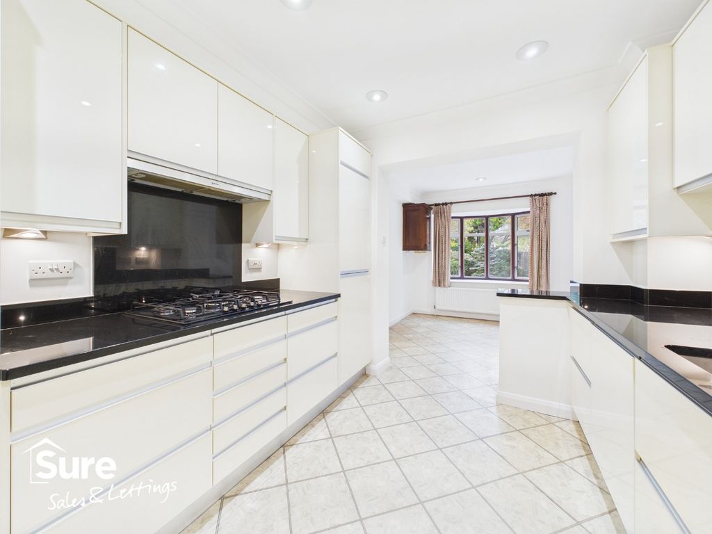 Property photo 2 of 28 1437872