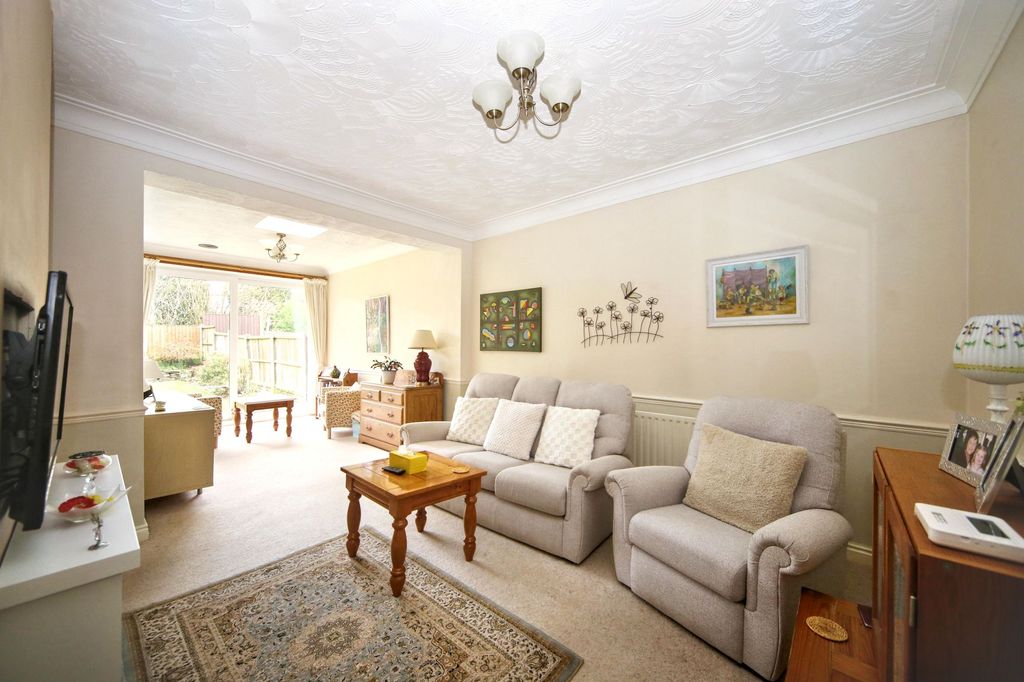 Property photo 2 of 23