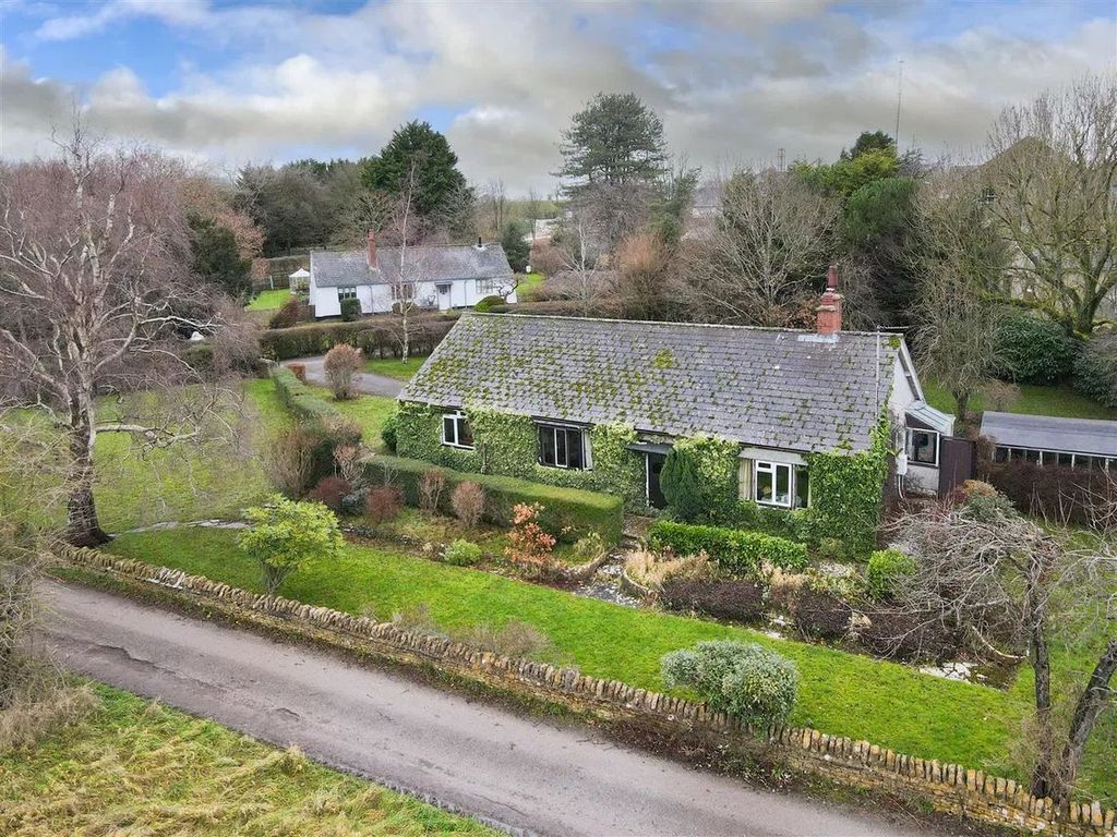 Property photo 3 of 5
