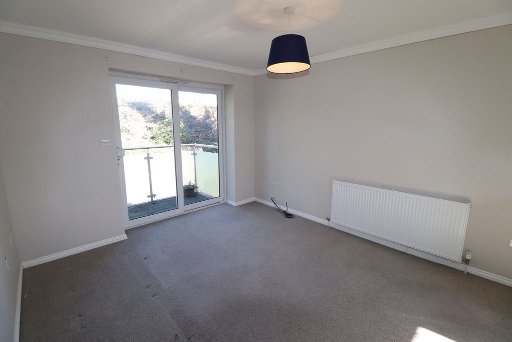 Property photo 3 of 8 Living Room