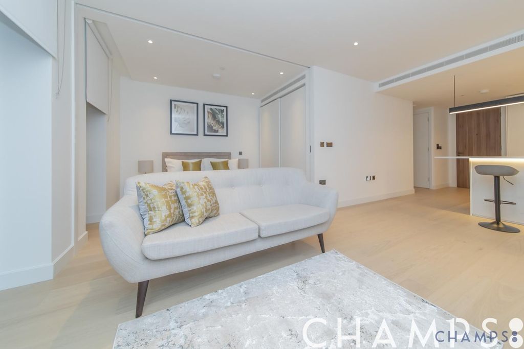 Property photo 1 of 8 Luxury Studio Apartment With Five-Star Facilities | White City Living, W12
