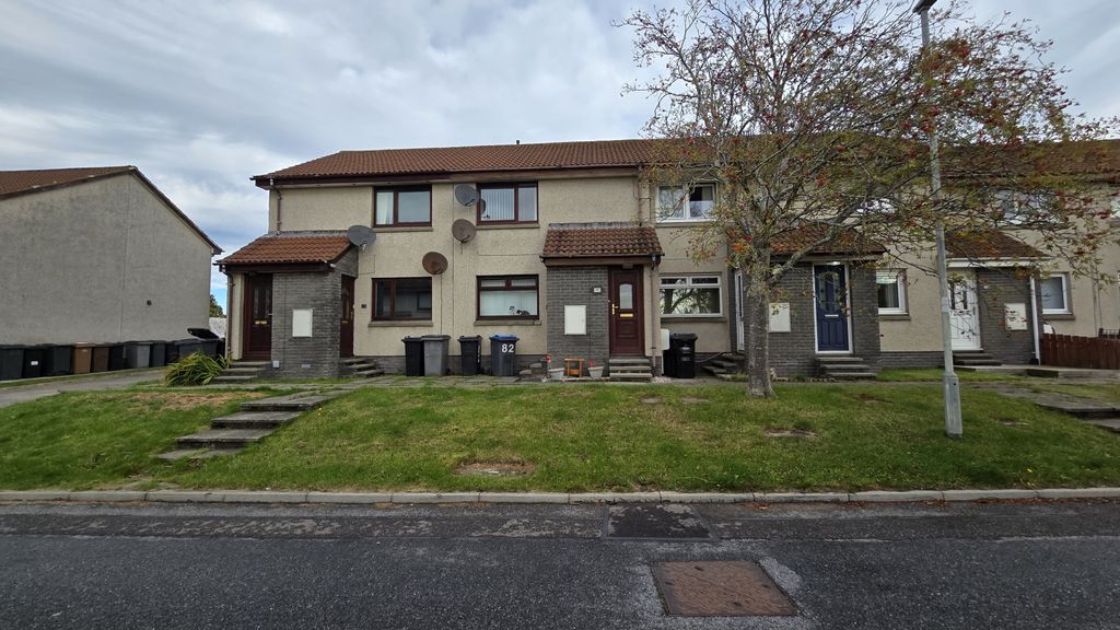 Property photo 1 of 10 Front View