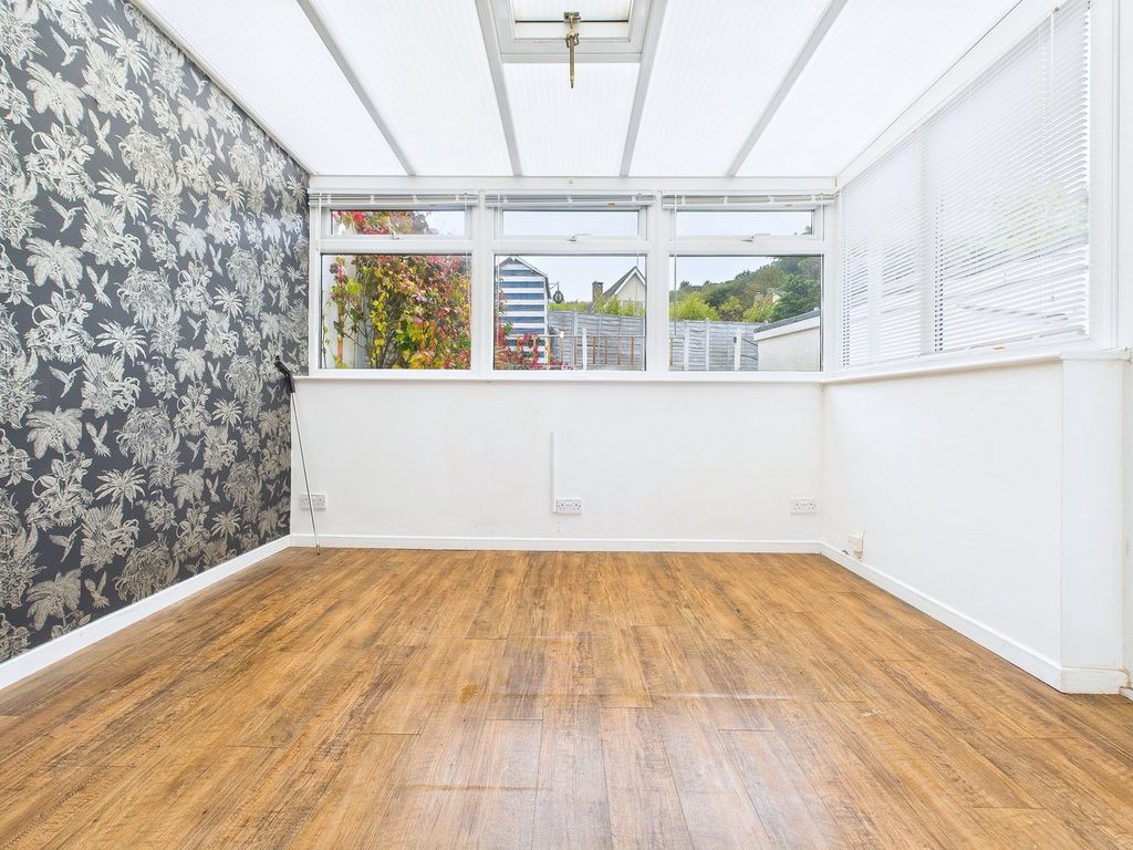 Property photo 3 of 26