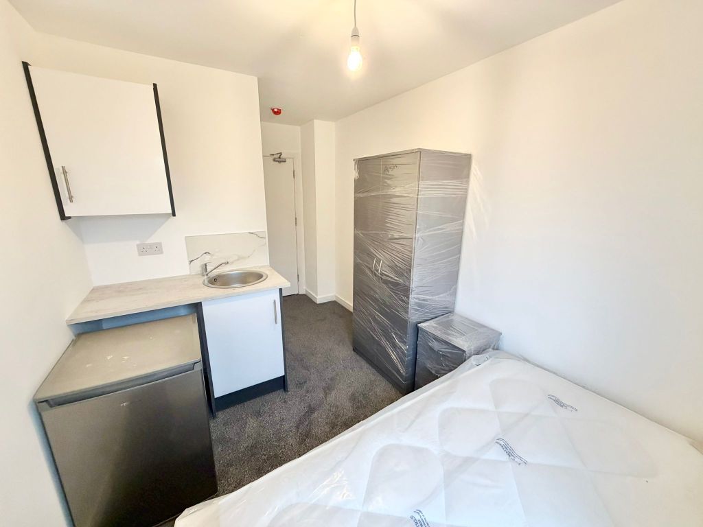 Property photo 1 of 3