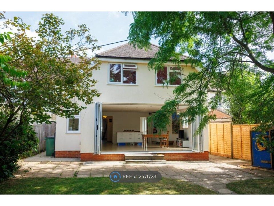 Property photo 1 of 15 Rear Of House Onto Garden