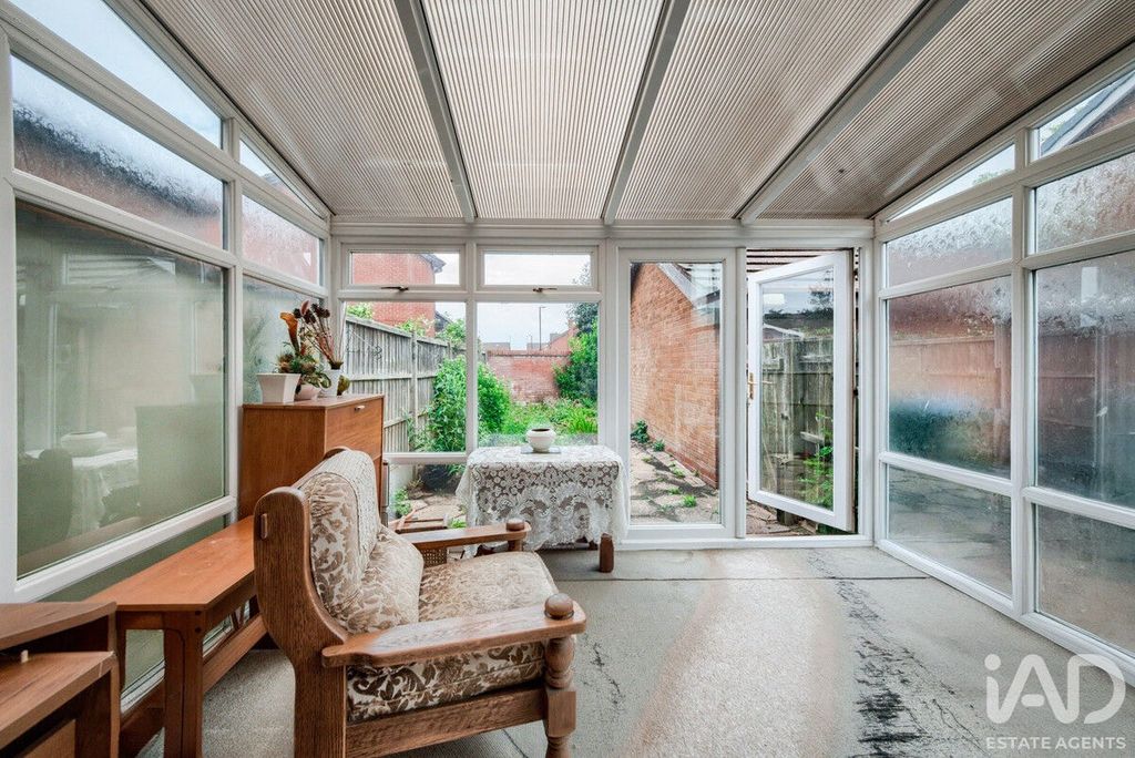 Property photo 3 of 15