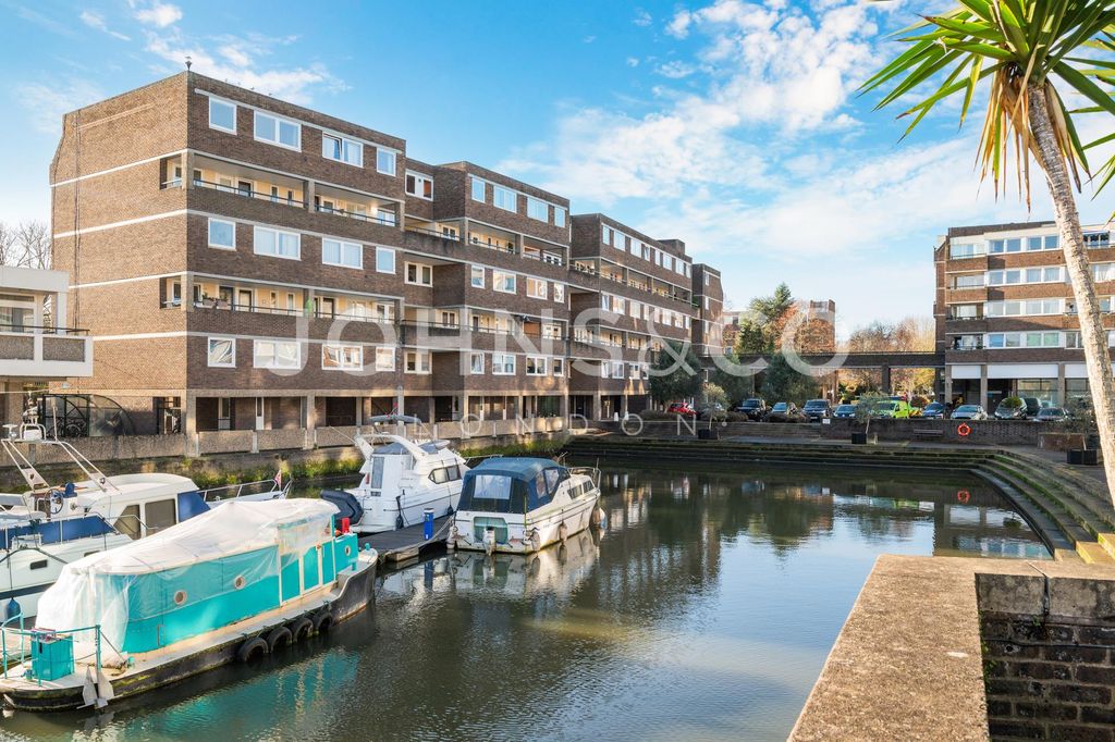 Property photo 2 of 10